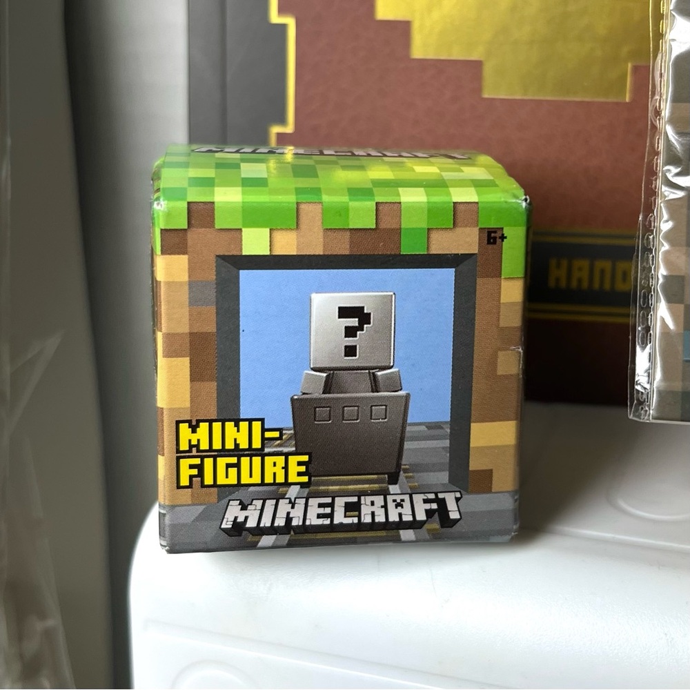 MINECRAFT MANIA GIFT SET - Picture 5 of 15